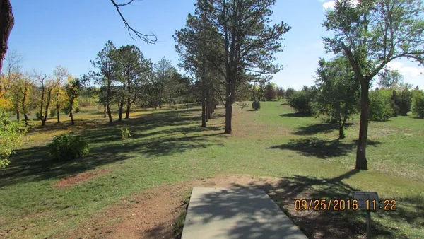 Energy Rotary Club Disc Golf Course: Hole 6 · Tee pad · Sep 2016, photo by jeff Balthazore