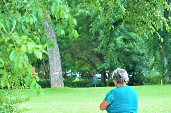 Jackson Park: Hole 1 · Tee pad · Aug 2019, photo by Vern Lepine