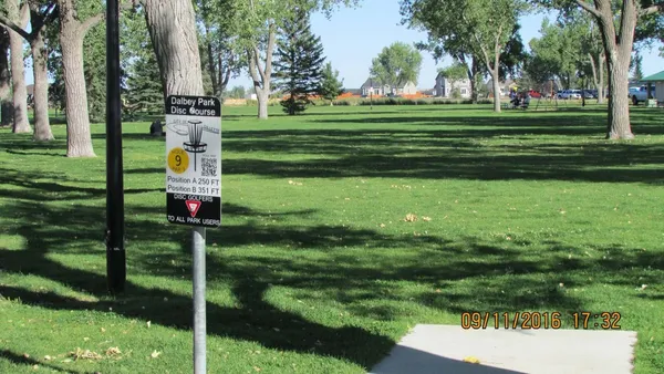 Dalby Memorial Park: Hole 9 · Tee pad · Sep 2016, photo by jeff Balthazore